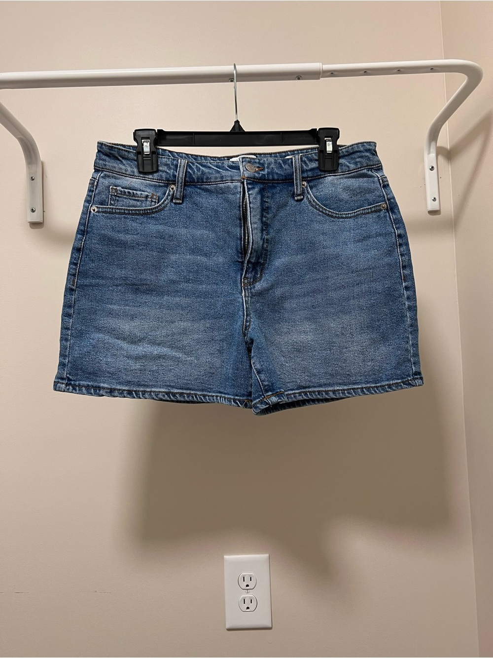 Wonderly Classic Blue Denim Women’s Shorts